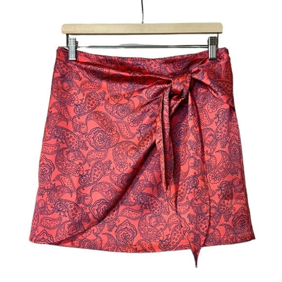 Sincerly Jules Dresses & Skirts - Sincerely Jules Pink Paisley Wrap Mini Skirt‎ Satin Floral Women’s Small Large